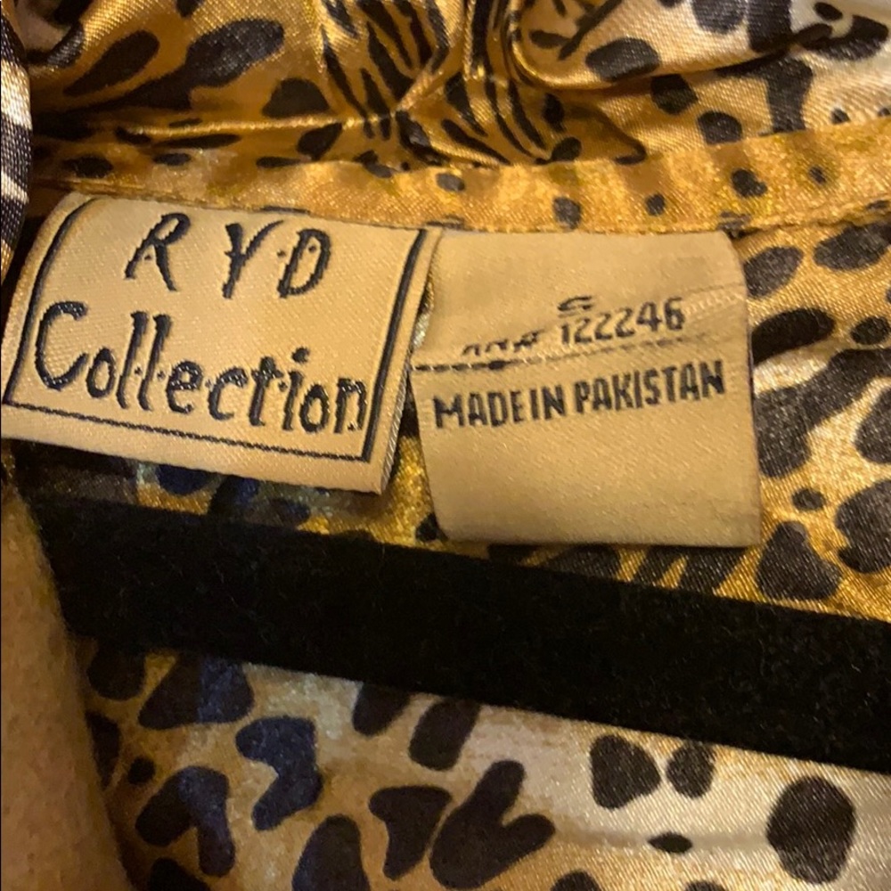 RYD Collection hoodie NWT R82 - Picture 5 of 8